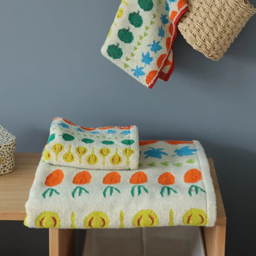 Vegetable Pattern Towels - White