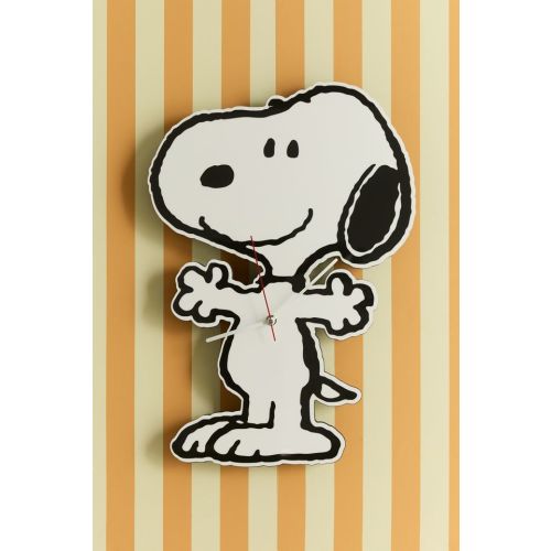 Peanuts Snoopy Figural Wall Clock