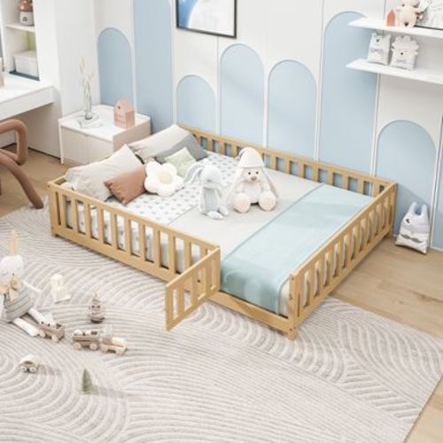 GDFStudio Grace Full-size Wooden Montessori Floor Bed with Fence and Door, Natural