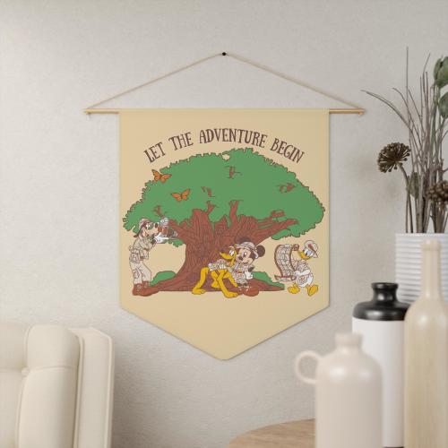 Mickey Safari Pennant