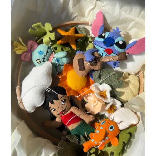 Baby mobile felt, custom Baby mobile , baby mobile boy, baby mobile girl, music box baby mobile, holder baby mobile