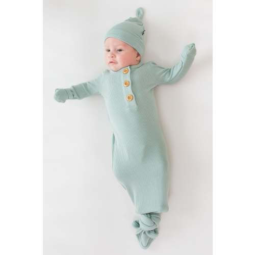 Ribbed Knotted Gown and Hat Sage | Going Home | Kyte Baby