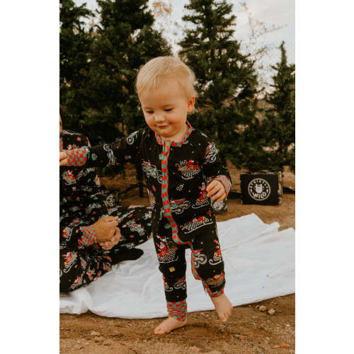 Santas Speedy Sleigh Zip Up Pajamas – Strictly Wild