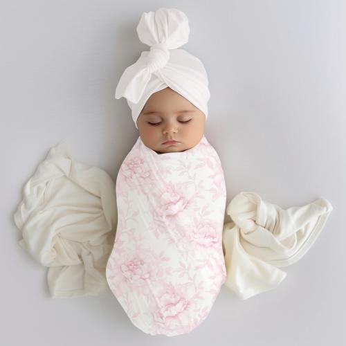 Baby Swaddle Blanket, Baby girl swaddle, Baby girl blanket, Swaddle blanket gift, Newborn girl gift, Baby shower gift, Pink rose baby girl