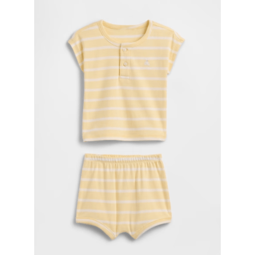 Baby Two-Piece Graphic Outfit Set | Gap Factory