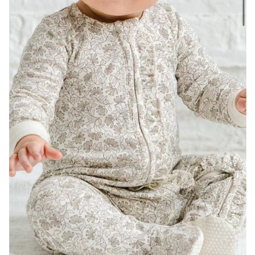 Neve Ruffle Zipper Footie