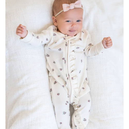 Neve Ruffle Zipper Sleeper