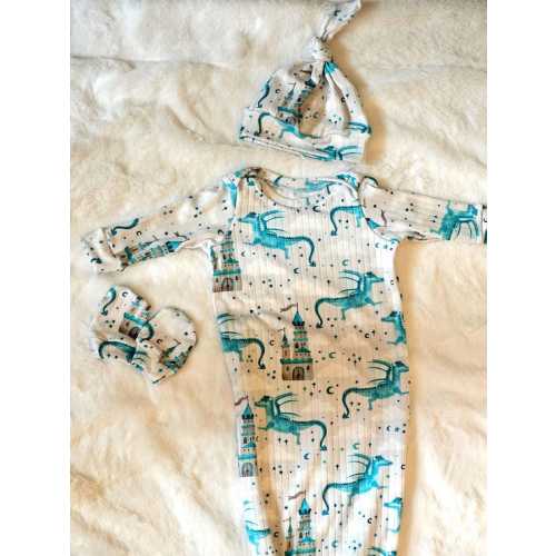 Dragon & Castle Newborn Gown Set: Knotted Baby Outfit - Etsy