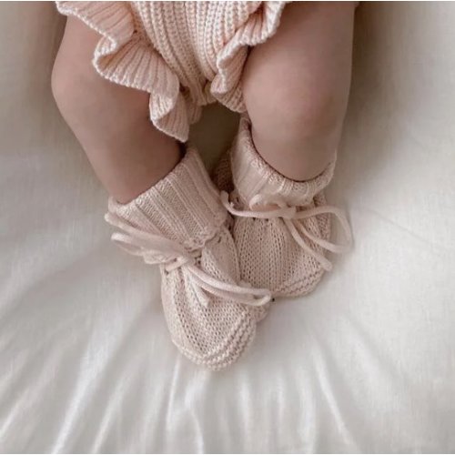 CUFF NEWBORN LACE BOOTIES - BABY PINK – Petite + Co