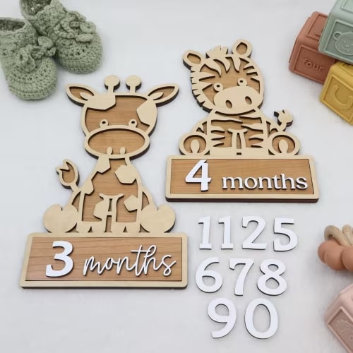 Wooden Animal Baby Milestone Markers