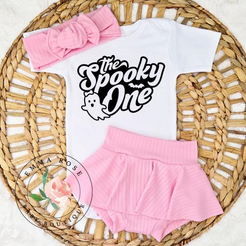 Baby girl pink and black spooky one Halloween outfit, newborn, spooky one shirt, pink skirt, hair bow, skirted bummies, spooky one birthday