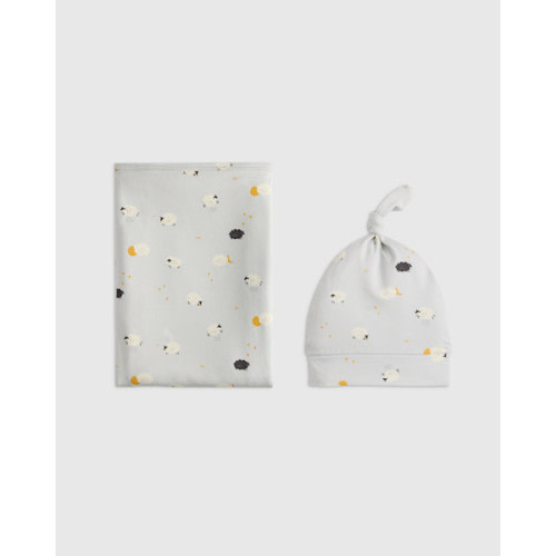 Bamboo Swaddle & Hat Bundle - Baby in Little Sheep