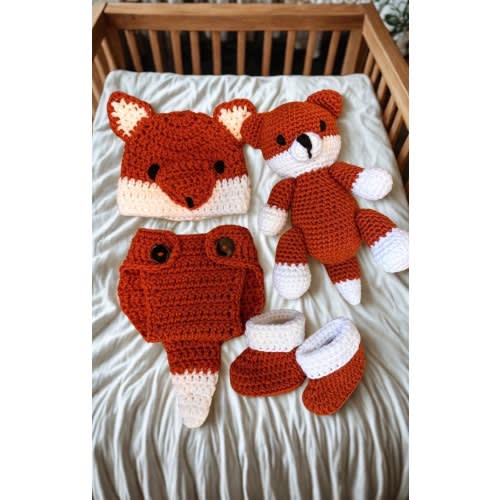 Crochet Newborn Fox Set: Acrylic Hat, Diaper Cover & Booties