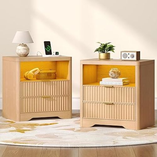 Fluted Nightstand Set of 2, Bedside Table with with Charging Station & LED Light, Wood Modern Night Stand End Side Table for Bedroom Office, Natural Oak