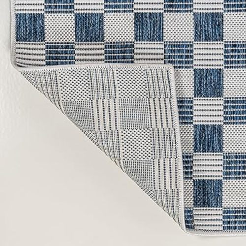 JONATHAN Y TSN204B-8 Aimee Traditional Cottage Checkerboard 8 ft. x 10 ft. Indoor/Outdoor Area Rug Easy-Cleaning, for Backyard, Patio, Porch, Bedroom, Kitchen, Non-Shedding, Navy/Cream