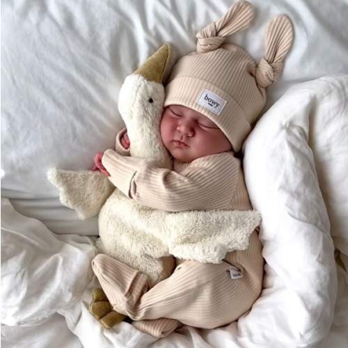 Double Knot Beanie - Chocolate