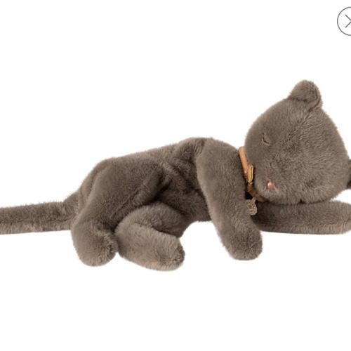 Sleeping kitten plush, Medium - Grey - Maileg USA