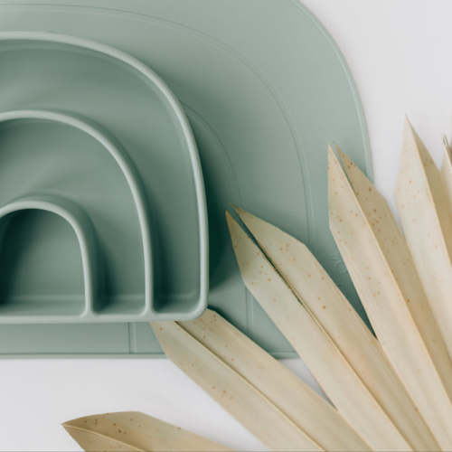 Rainbow Plate – Ava & Oliver