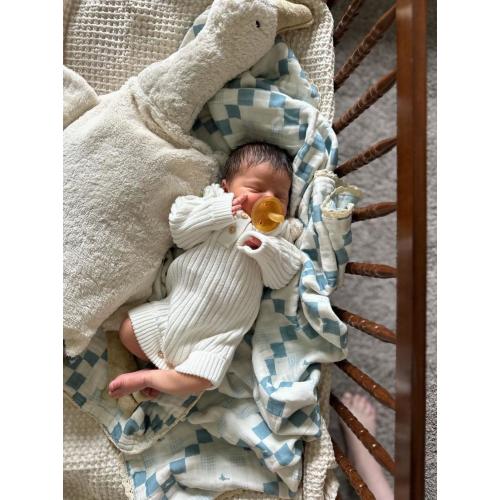 Grandma's Goose QUILTED 6 Layer Gauze Blanket