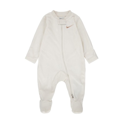 Essentials Swoosh Print Velour Footie

Essentials Fleece Footie