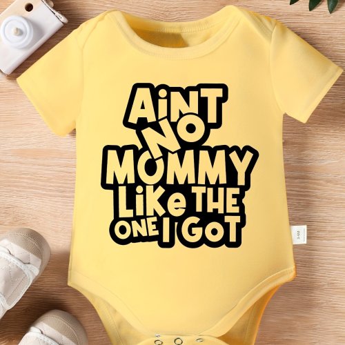 Baby Boy Onesie - Funny "Ain't No Mommy Like The One I Got" Newborn Outfit - Mustard-Yellow with Black Lettering - Easy Diaper change snaps - Birthday or Mother's Day Gift - Infant Bodysuit, Casual Baby Clothes, Round Neck Romper, Comfor