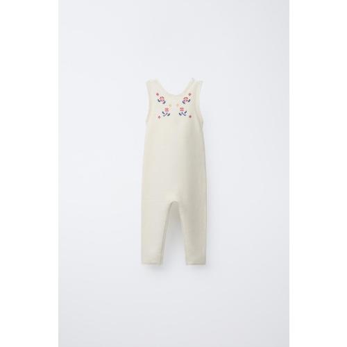 LONG KNIT OVERALLS WITH CROSS-STITCH DETAILS - Ecru | ZARA United States