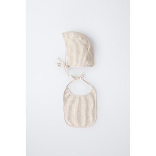 STRUCTURED BONNET AND BIB SET - Ecru | ZARA United States