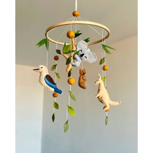 Australian animals baby mobile Koala mobile Animal mobile nursery Kangaroo Kookaburra nursery baby decor Australian baby mobile Baby shower