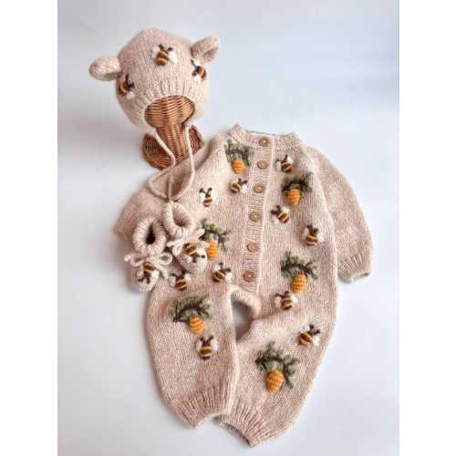 Set of 3 Romper newborn girl, boy outfit Knit bonnet, booties with embroidery bee for baby,  toddler Long bodysuit is heirloom Pregnant gift