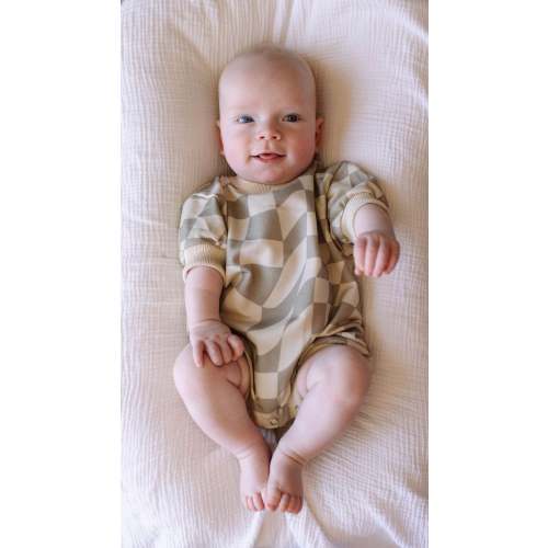 Short Sleeve Romper | Wavy Checkerboard