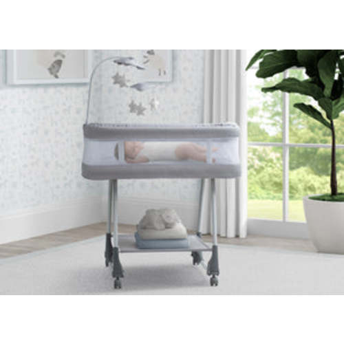 Shooting Star Rocking Bassinet with Air Flow Mesh