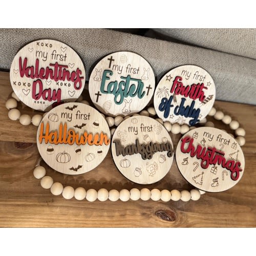 Baby Milestone First Holiday Cards - Baby's First Holiday Photo Prop - Engraved & 2D Milestone Prop - Newborn Gift Idea - Baby Shower Gift