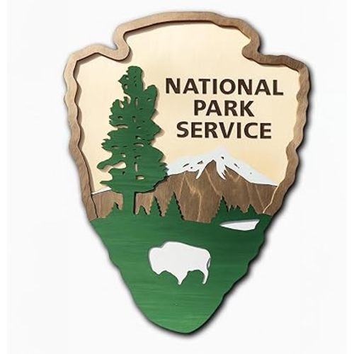Wooden National Park Service Badge Sign, Wooden Nature & Camping Wall Decor, Nature-Inspired Home Decor, Gift for Natural Lover