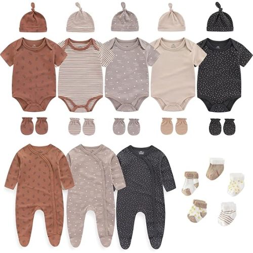 New Born Clothes Cotton Layette Gift Set Unisex Baby Outfit and Accessories Newborn Essentials Must Haves