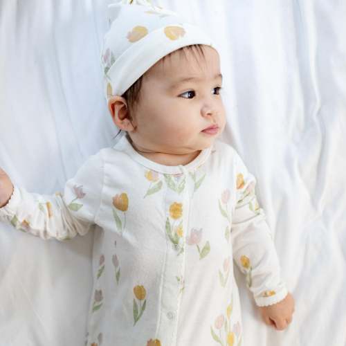 Tulip Fields Baby Girl Jumpsuit & Hat Set – Burt's Bees Baby