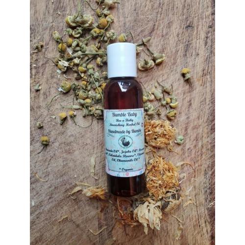 Nourishing Herbal Baby Oil Chamomile – Handmade by Bumble