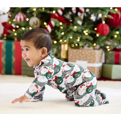 Dr. Seuss's The Grinch™ Wreath Organic Cotton Baby Pajama