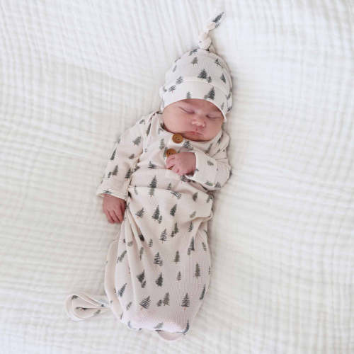Evergreen Bamboo Waffle Newborn Baby Knot Gown & Hat Set
