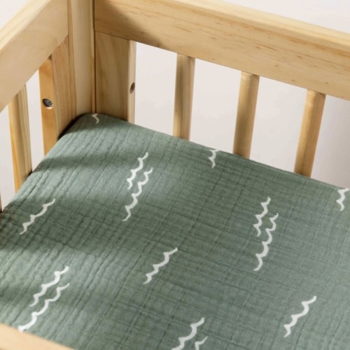 Babyletto All-Stages Bassinet Sheet in GOTS Certified Organic Muslin Cotton