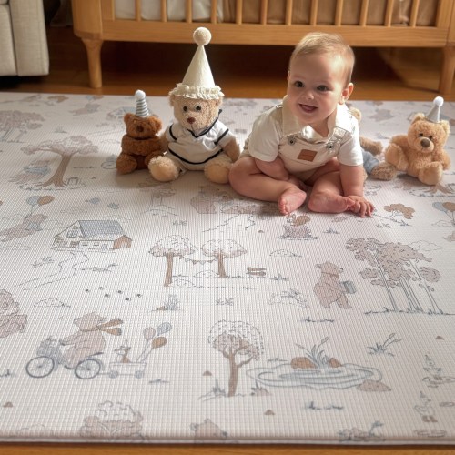 Beary Birthday – Munchkin & Bear
