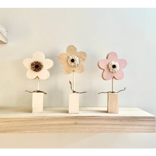 Rustic Wooden Flower Set: Hand-Painted Nursery Decor