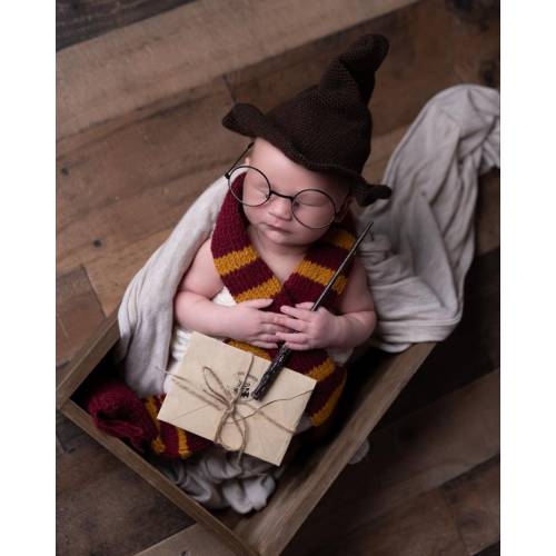 Wizard set HP/ Glasses, Letter, Magic Wand, Scarf and Hat. Newborn photo props