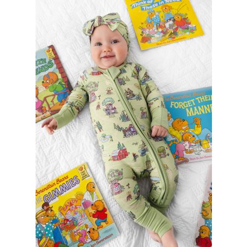 BERENSTAIN BEARS Bamboo Baby Pajamas, Officially Licensed Bamboo Zippered Sleeper, Childhood Nostalgia Book Pajamas