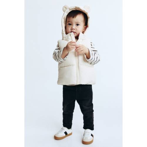 HOODED PUFFER VEST