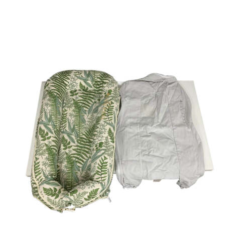 BUNDLE DockATot Deluxe+ Dock & Spare Cover