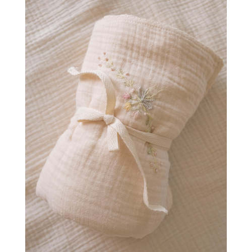 Embroidered Swaddle in Bouquet – Wild Wawa