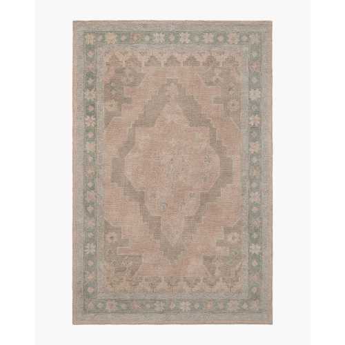 Ami Wool Rug in Soft Blush