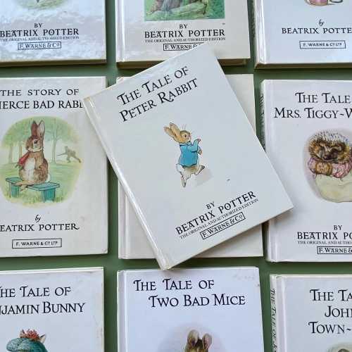 23 Beatrix Potter F Warne & Co White Glossy Books - 1980s Beatrix Potter Bedtime Story - Peter Rabbit - Mrs Tiggy Winkle - Classic Books