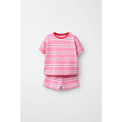 STRIPED T-SHIRT AND BERMUDA SET - Pink / White | ZARA United States