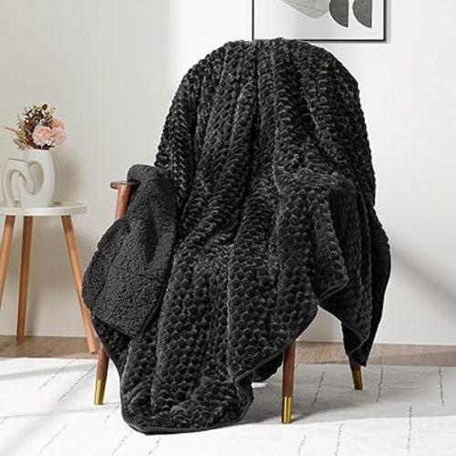 Wemore Fleece Weighted Blanket for Adults (60" x 80" 15lbs, Black), Dual Sided Cozy Soft Sherpa Heavy Blanket, 3D Imitation Turtle Shell Warm Jacquard Flannel Weighted Blankets